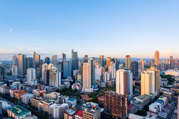 Papier Peint photo autocollant construction de la ville Vue nocturne surélevée de Makati, le quartier des affaires de la région métropolitaine de Manille.