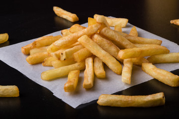 fries on black table