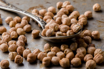 chickpeas on steel plate