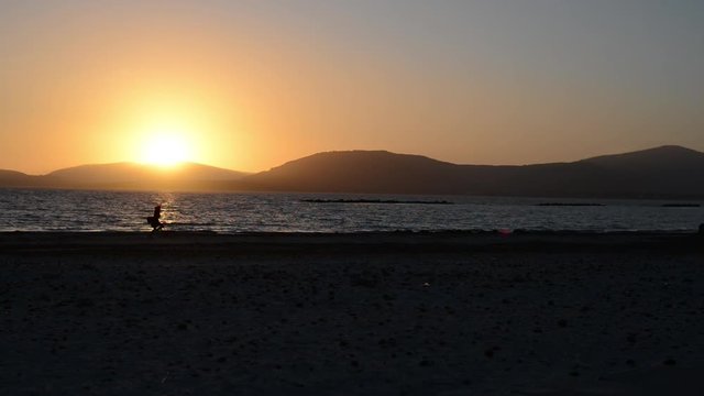 Corsa al Tramonto sul lido di Alghero