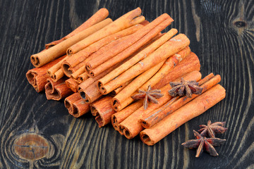 cinnamon on wooden table