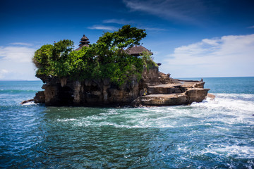 Naklejka premium tanalot temple in eastern Bali