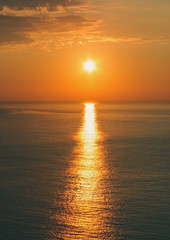 Fototapeta na wymiar Amazing sunset by the sea