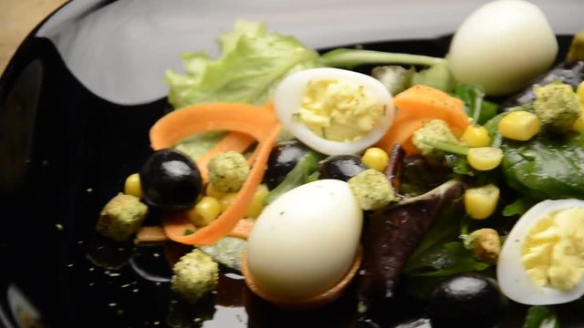 Coturnix coturnix বতা চৰাই Quaglia Wachtel سمان Uova Caille des bl&eacute;s Eggs Huevo Quail Codorniz ヨーロッパウズラ Eier &oelig;ufs Przepi&oacute;rka zwyczajna Обыкновенный перепел Jaja przepi&oacute;rcze яйца