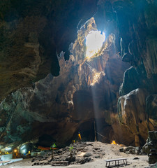 Chompol Cave (Rachaburi Thailand)