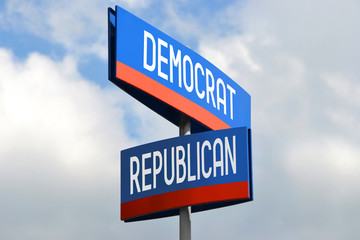 Obraz premium Democrat and republican street sign