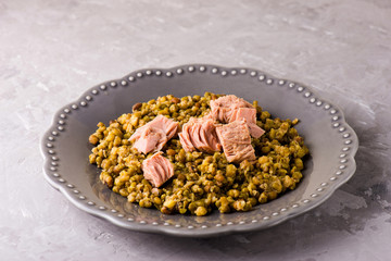 Stewed mung beans with canned tuna