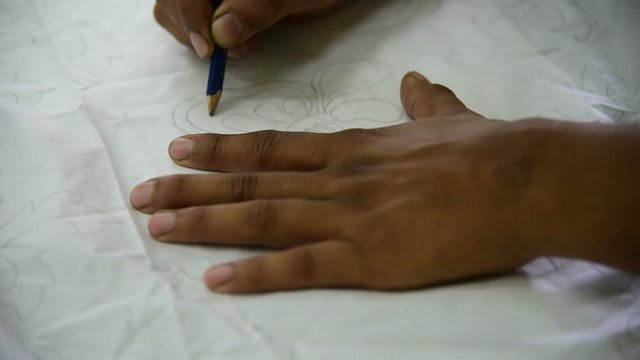 Drawing to textile for making batik