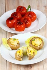 Grilled tomatoes & mushroom filled with eggs