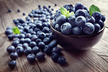 Blueberry antioxidant organic superfood - Powered by Adobe