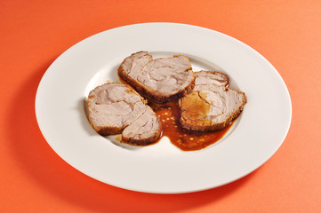 Fototapeta na wymiar Dish with roasted veal portion