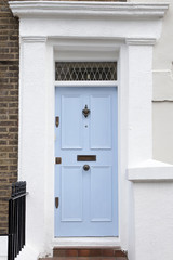 Naklejka premium Azure door in typical London house