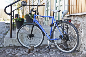 Fototapeta na wymiar bicycle in the village