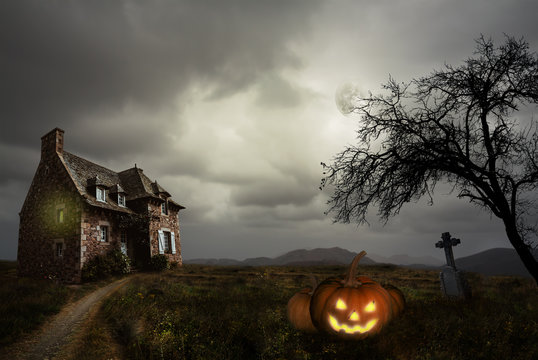 Haunted House Halloween Images – Browse 56,227 Stock Photos, Vectors, and  Video | Adobe Stock