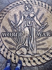 Fototapeta na wymiar World War 2 meral plaque at WW2 memorial in Washington DC, USA