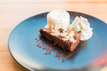 Brownie with vanilla ice cream