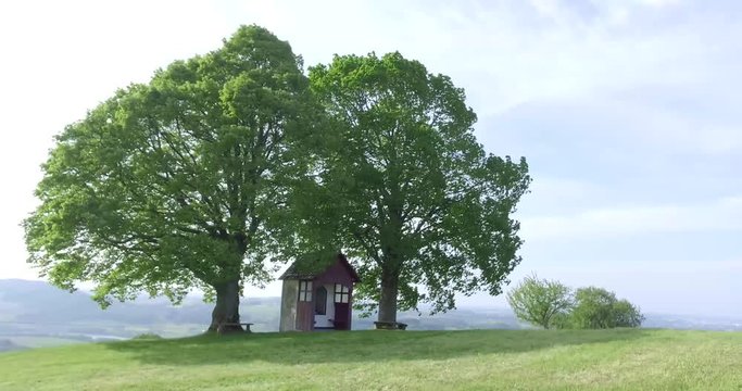 Kleine Kapelle auf dem Berg