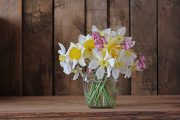 Still life with a small bouquet of daffodils.