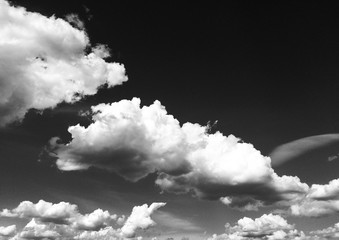 Himmel schwarz weiß 