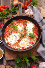 fried egg with tomato and bell pepper