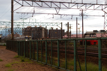 Fototapeta premium 夕暮れの沿線沿い