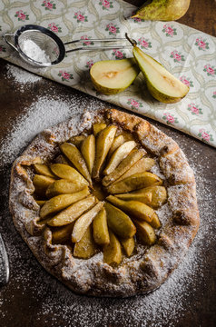 Sweet Pear Pie