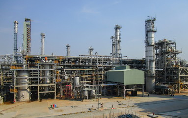 Oil refinery 
