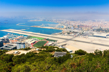Fototapeta na wymiar View of the sea/ocean and city of Gibraltar from the top of the rock