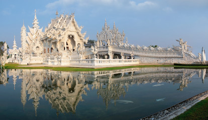 Fototapeta premium Rong Khun temple