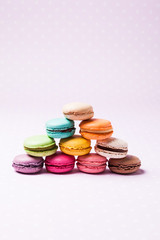 The Colorful macaroons 