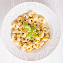 Tortellini with pesto