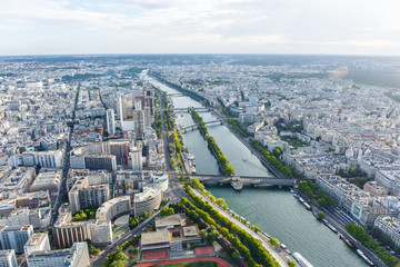 Fototapeta na wymiar View of the Seine