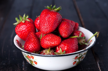 Fresh new image of strawberries