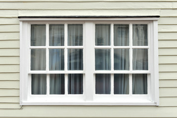 Fototapeta na wymiar Sash window