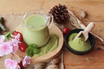 Matcha green tea and green tea powder.