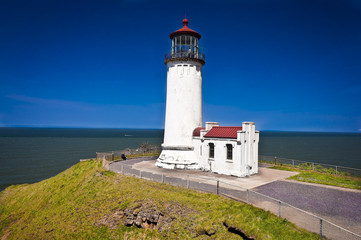 Fototapeta na wymiar A light house in cape disappointment state park