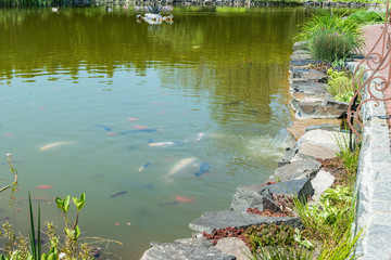 Фрагмент озера в парке © ais60