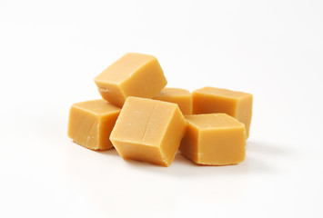 Chewy toffee candies