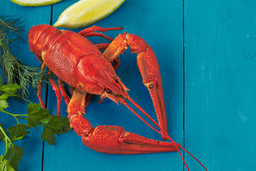  Boiled lobster with lemon.