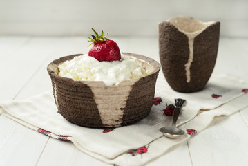 Cottage cheese with sour cream