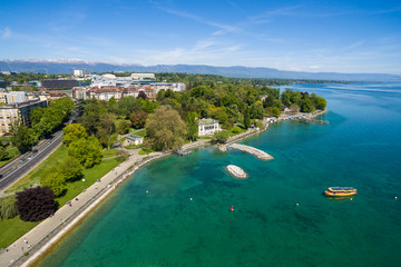 Fototapeta na wymiar Aerial view of Mon Repos park Geneva city in Switzerland
