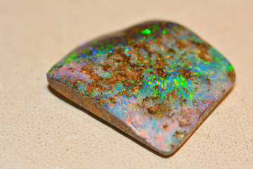Multicolor opal