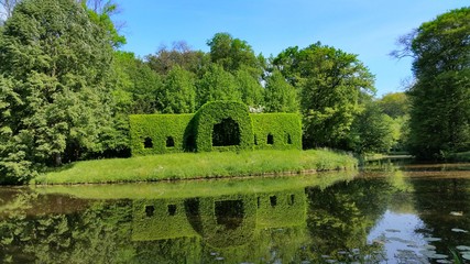 Fototapeta premium Laubengang im Bürgerpark Bremen 