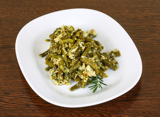 Roast green beans with egg