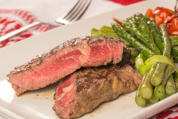 Grilled beef tenderloin with vegetables