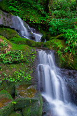 Fototapeta na wymiar saitip waterfall pusoidao thailand