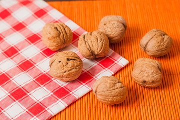 Kernels of walnuts
