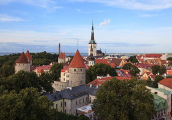 Fototapeta premium Evening view of old city, Tallinn, Estonia 