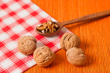 Kernels of walnuts