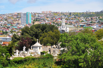 Obraz premium Panorama of the Chilean city Valparaiso 